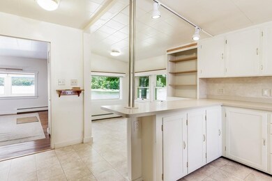 28 Circuit Ave, Wareham, MA 02571 - photo 6