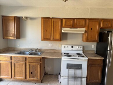 6833 E Coronet Ct, New Orleans, LA 70126 - photo 2