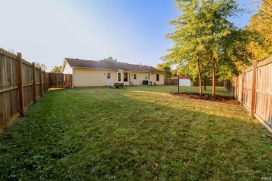 13522 Wheat Mill Ct, Grabill, IN 46741 - photo 7