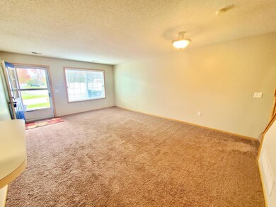 12100 Killdeer St NW unit 511, Coon Rapids, MN 55448 - photo 2