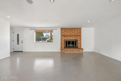 Massive living room