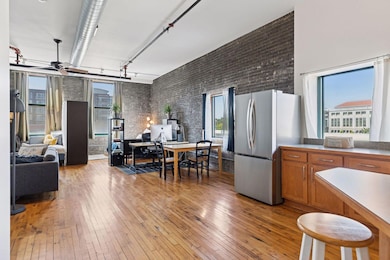 523 Jackson St unit 302, Saint Paul, MN 55101 - photo 4