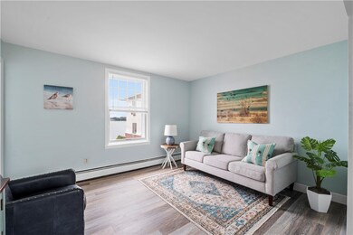 221 Hope St unit 3, Bristol, RI 02809 - photo 6