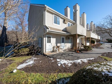 136 Pembroke Rd unit 9-78, Danbury, CT 06811 - photo 4