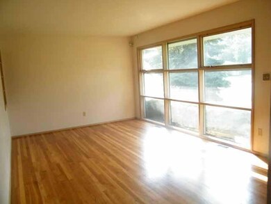 1336 Bryson Rd, Columbus, OH 43224 - photo 3