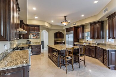 Kitchen with Breakfast Bar