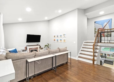 8725 N National Ave, Niles, IL 60714 - photo 3