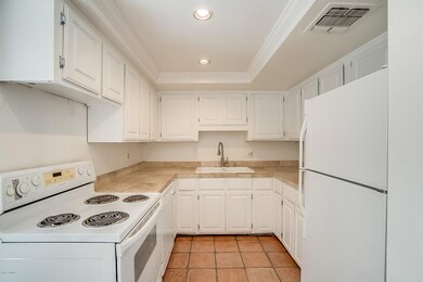 5132 N 31st Way unit 125, Phoenix, AZ 85016 - photo 2