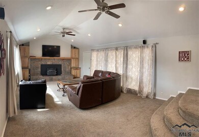 2058 Miller Ave, Burley, ID 83318 - photo 2