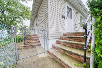 314 Dickie Ave, Staten Island, NY 10314 - photo 5