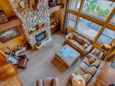 006_Living Room
