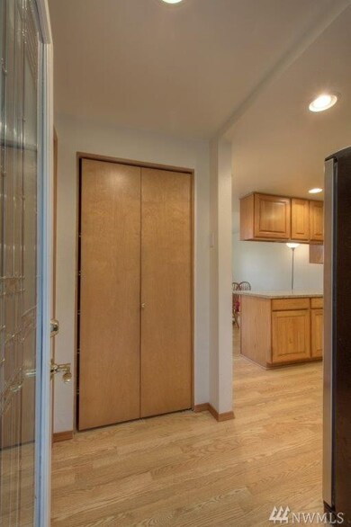 160 E Lakeview Dr, Grapeview, WA 98546 - photo 6