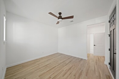 Extra Suite Plus living room
