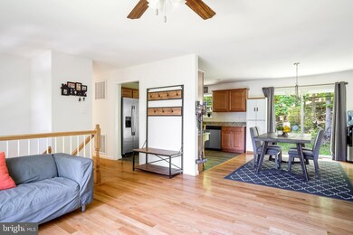 1624 Rolling Ln, Harpers Ferry, WV 25425 - photo 6