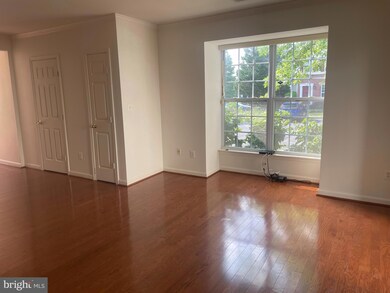 2495 Angeline Dr unit 104, Herndon, VA 20171 - photo 6