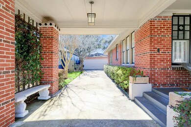 1132 W Temple St, Houston, TX 77009 - photo 2