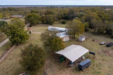 1714 NE County Road 0070, Corsicana, TX 75109 - photo 6