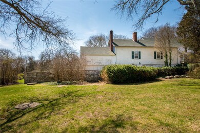 Charming 1920's country compound terraces down fol
