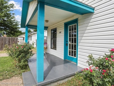 308 Peters St, Poteau, OK 74953 - photo 4