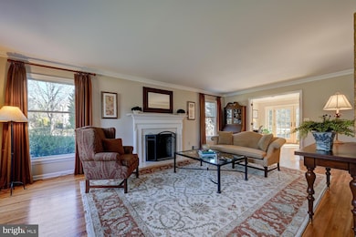 47 Washington Dr, Cranbury, NJ 08512 - photo 5