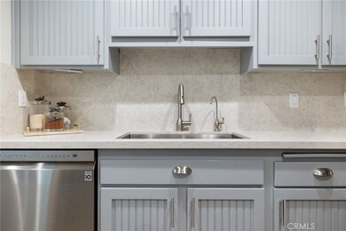 27114 Hidaway Ave unit 3, Canyon Country, CA 91351 - photo 7