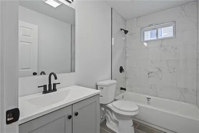 6 Mount Vernon St unit 2, Providence, RI 02907 - photo 5