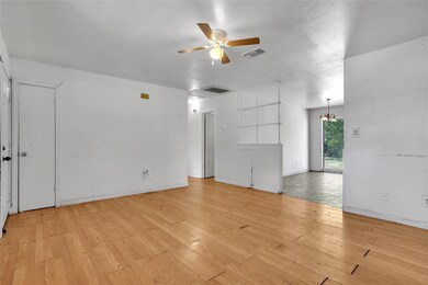 1062 County Road 913, Brazoria, TX 77422 - photo 7