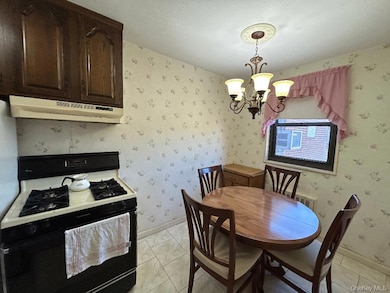 14-15 160th St unit 5-94, Flushing, NY 11357 - photo 3