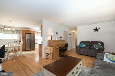 963 W Main St, Coatesville, PA 19320 - photo 3