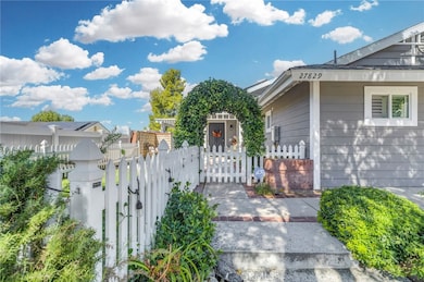 27829 Carnegie Ave, Santa Clarita, CA 91350 - photo 6