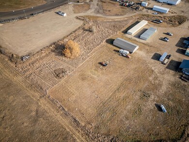 708 10th Ave W, Lisbon, ND 58054 - photo 4