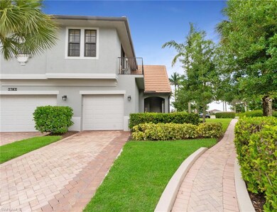 View of front of property with a garage and a fron