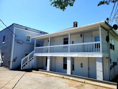 211 Madison St unit 8, Shelbyville, TN 37160 - photo 2