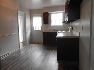 2 Hoover Ln, Whitehall, PA 18052 - photo 3