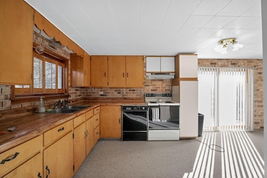 708 N Central Ave, Crandon, WI 54520 - photo 5