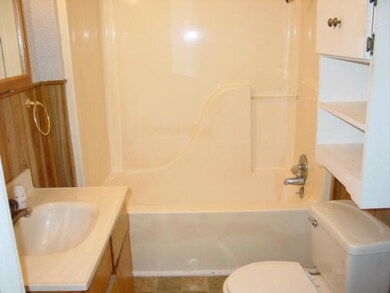 1006 N Hobson Ave, Shawnee, OK 74801 - photo 7