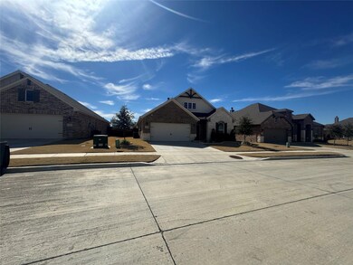 1704 Sleepering Ct, Weatherford, TX 76087 - photo 2