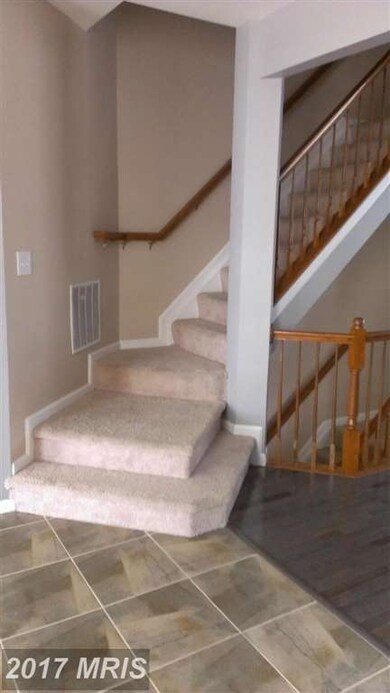 10107 Tulip Tree Dr, Bowie, MD 20721 - photo 4