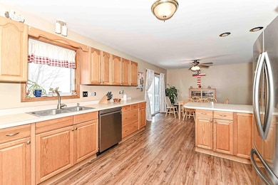 107 Prairie Dr, Walworth, WI 53184 - photo 6