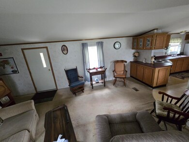 4 Jefferson St, Epsom, NH 03234 - photo 5