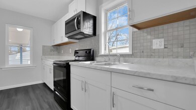 582 S waverly-st
