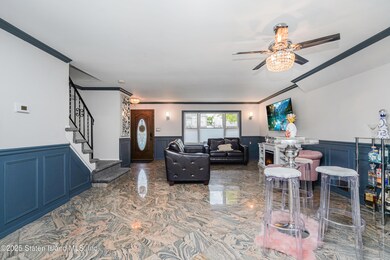 816 Sinclair Ave, Staten Island, NY 10309 - photo 6