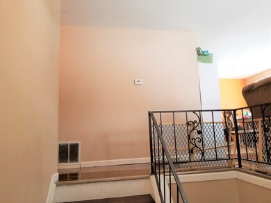 60 Alameda Dr, Carpentersville, IL 60110 - photo 4