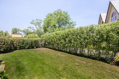 907 Wilkinson Pkwy, Park Ridge, IL 60068 - photo 5