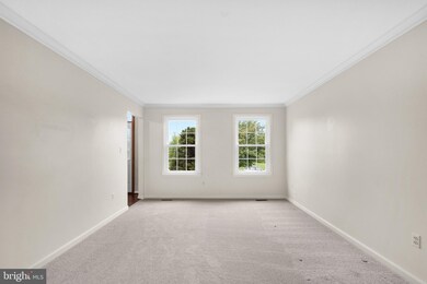 5782 Victor Dr, Sykesville, MD 21784 - photo 4