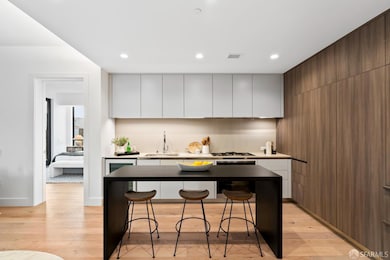 The Bristol unit 521, San Francisco, CA 94130 - photo 6