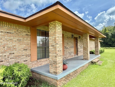 138 Clinton Lawrence Rd, Lucedale, MS 39452 - photo 3