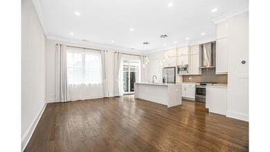 4802 N Bell Ave unit 205, Chicago, IL 60625 - photo 4