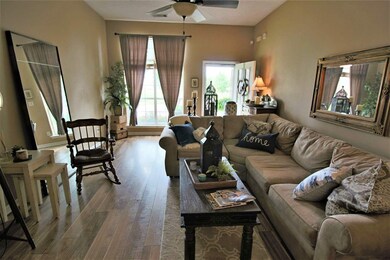 Gas Log Fireplace!