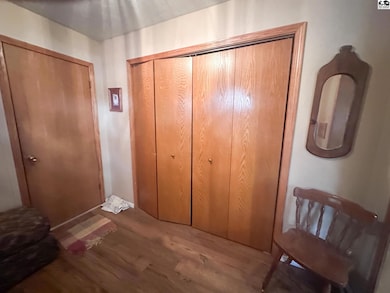 300 N Main St, Pratt, KS 67124 - photo 6